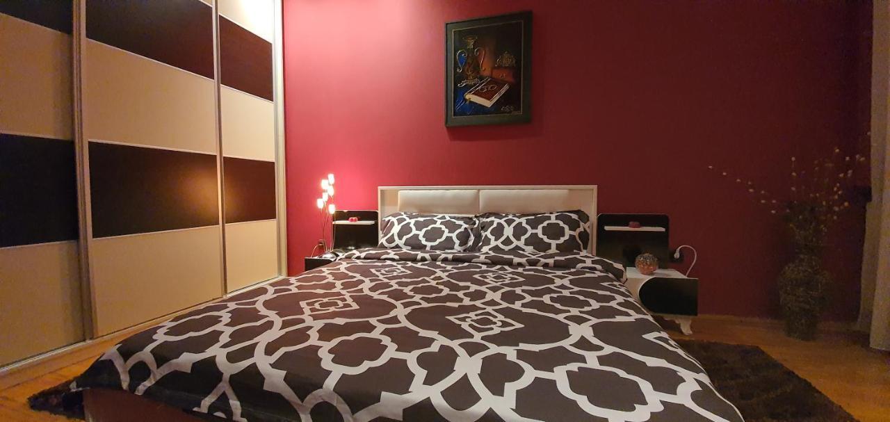 Apartment No 5 พริสตีนา ภายนอก รูปภาพ