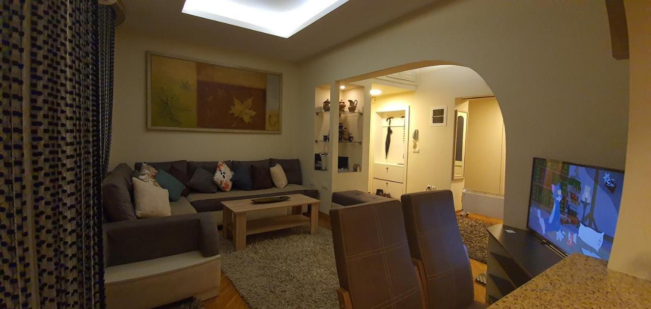 Apartment No 5 พริสตีนา ภายนอก รูปภาพ