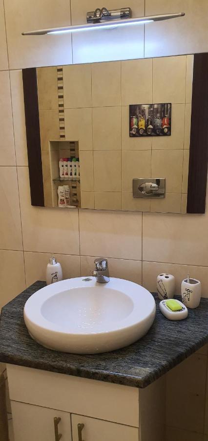 Apartment No 5 พริสตีนา ภายนอก รูปภาพ