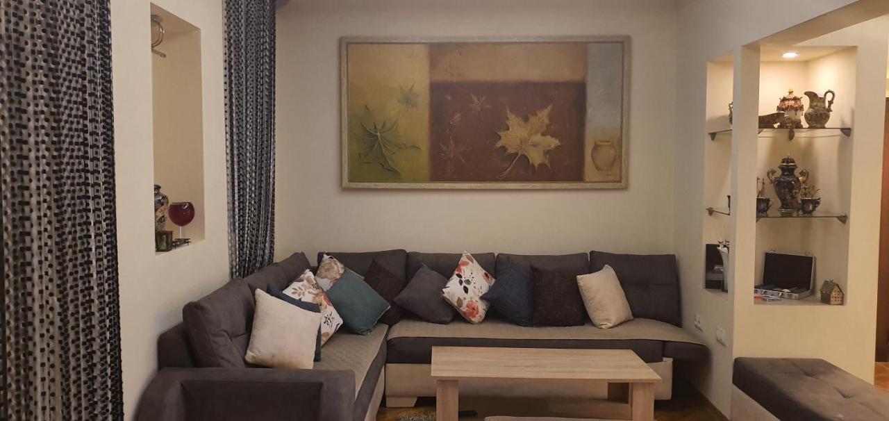 Apartment No 5 พริสตีนา ภายนอก รูปภาพ